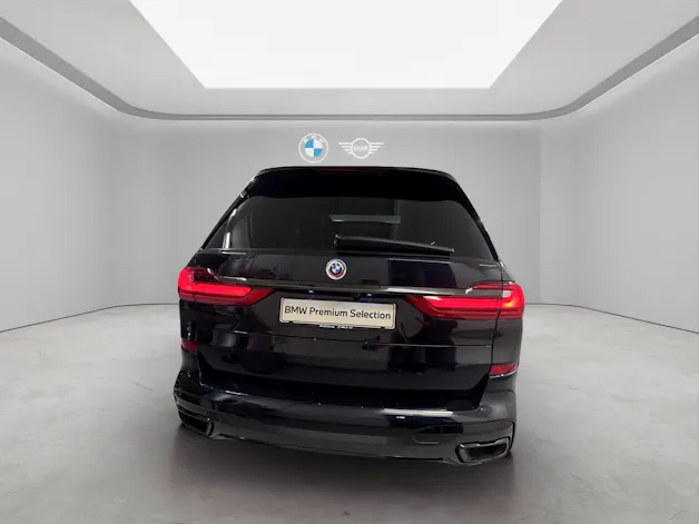 BMW X7 G07 40i xDrive SAG