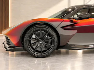 ASTON MARTIN Valhalla