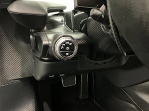 Fahrzeugbild ASTON MARTIN Valhalla