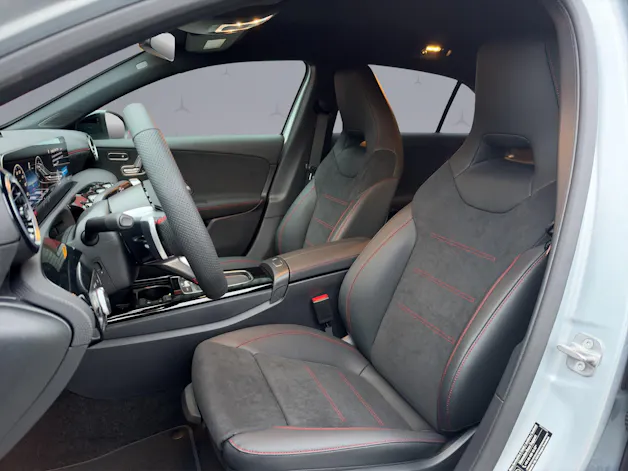MERCEDES-BENZ A-Klasse W177 A 200 Night Star AMG Line