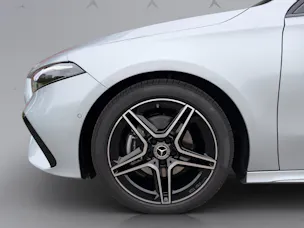 MERCEDES-BENZ A-Klasse W177 A 200 Night Star AMG Line