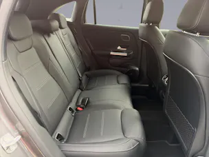 MERCEDES-BENZ GLA-Klasse H247 GLA 250 Swiss Star AMG Line 4matic