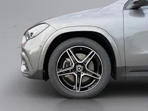 MERCEDES-BENZ GLA-Klasse H247 GLA 250 Swiss Star AMG Line 4matic