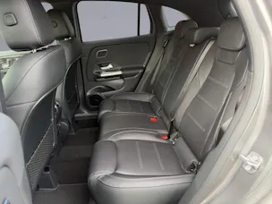 MERCEDES-BENZ GLA-Klasse H247 GLA 250 Swiss Star AMG Line 4matic