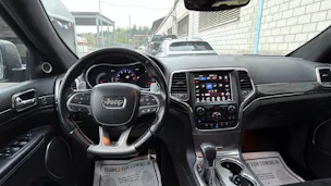 JEEP GRAND CHEROKEE SRT8 6.4-V8