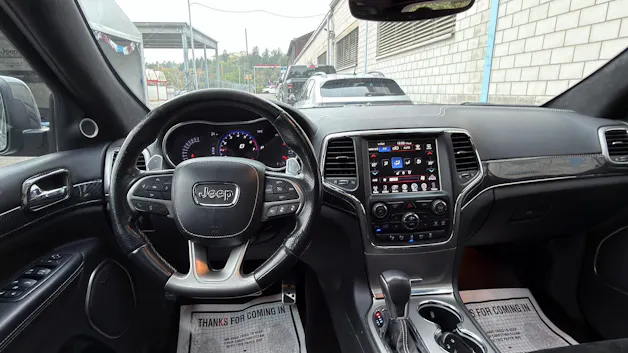 JEEP GRAND CHEROKEE SRT8 6.4-V8