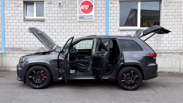 JEEP GRAND CHEROKEE SRT8 6.4-V8