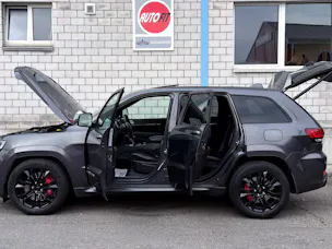 JEEP GRAND CHEROKEE SRT8 6.4-V8