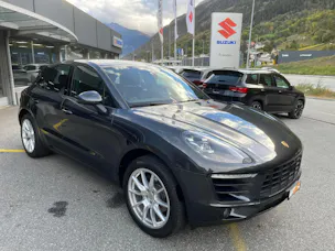 PORSCHE Macan 2.0