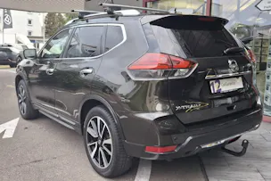 NISSAN X-Trail 2.0 dCi Tekna 4x4 7 Plätzer