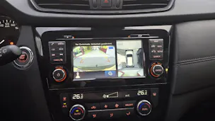 NISSAN X-Trail 2.0 dCi Tekna 4x4 7 Plätzer
