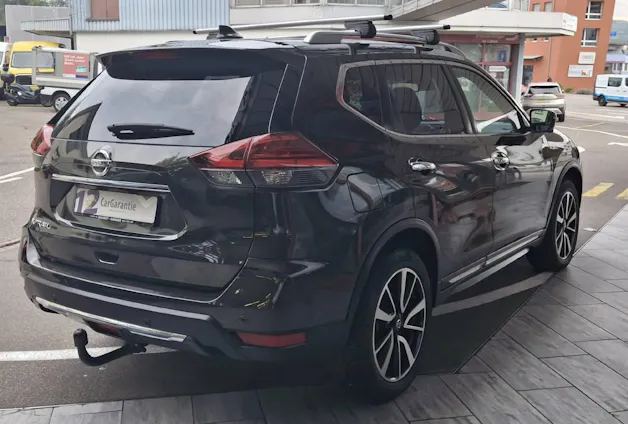 NISSAN X-Trail 2.0 dCi Tekna 4x4 7 Plätzer