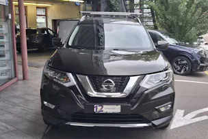 NISSAN X-Trail 2.0 dCi Tekna 4x4 7 Plätzer