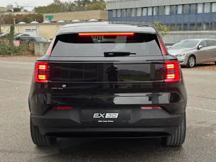 VOLVO EX30 P8 Ultra XCENTRIC Black Edition AWD