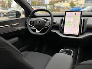 VOLVO EX30 P8 Ultra XCENTRIC Black Edition AWD