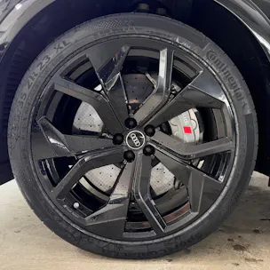 AUDI RSQ8 4.0 V8 TFSI quattro T-Tr