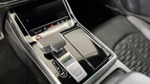 AUDI RSQ8 4.0 V8 TFSI quattro T-Tr