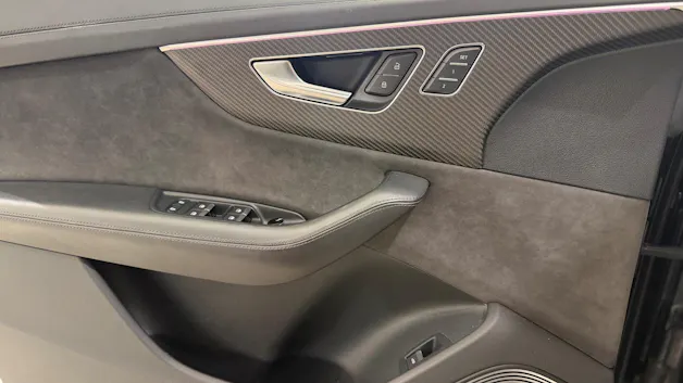 AUDI RSQ8 4.0 V8 TFSI quattro T-Tr