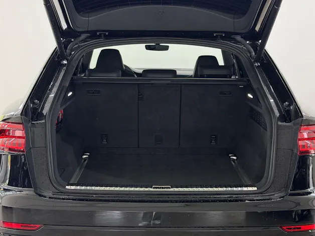 AUDI RSQ8 4.0 V8 TFSI quattro T-Tr