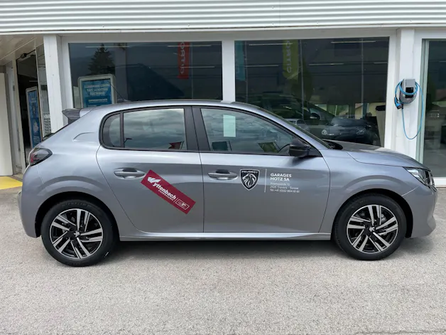 PEUGEOT 208 1.2 Active Pack EAT8