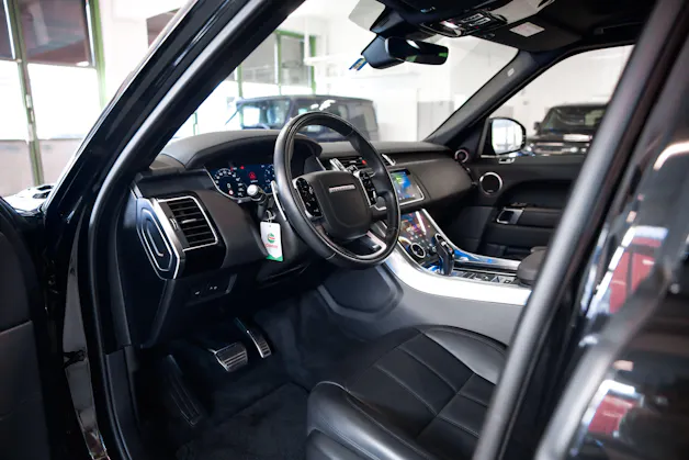 Land Rover Range Rover Sport 3.0 HSE Dynamic Stealth Edition *CH-FHZ*