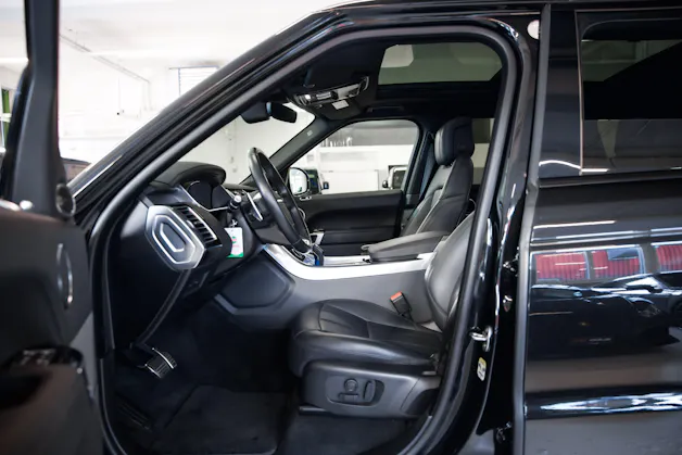 Land Rover Range Rover Sport 3.0 HSE Dynamic Stealth Edition *CH-FHZ*