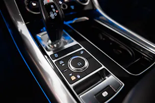 Land Rover Range Rover Sport 3.0 HSE Dynamic Stealth Edition *CH-FHZ*
