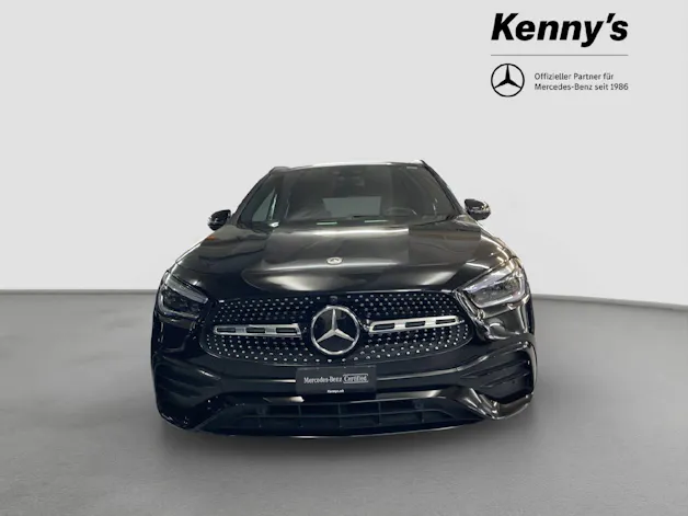 MERCEDES-BENZ GLA 250 e AMG Line