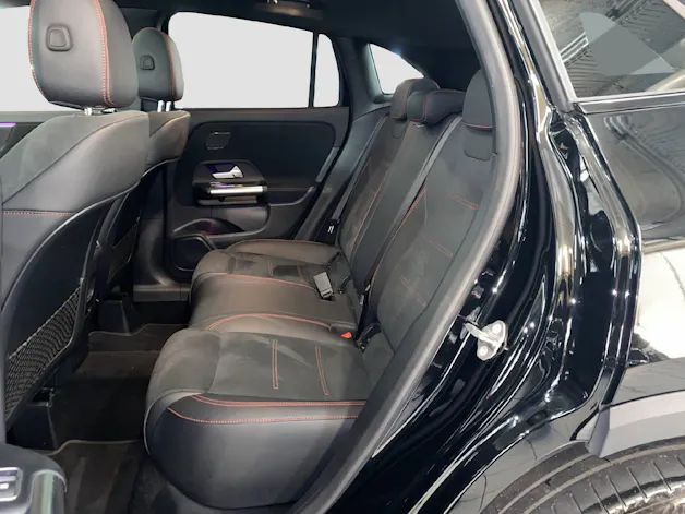 MERCEDES-BENZ GLA 250 e AMG Line