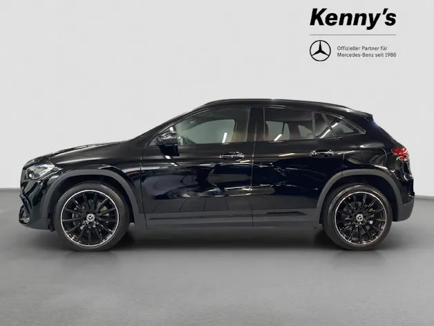 MERCEDES-BENZ GLA 250 e AMG Line