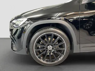 MERCEDES-BENZ GLA 250 e AMG Line
