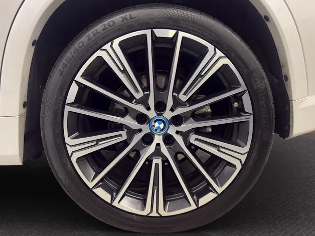 BMW iX1 30 xDrive M SPORT