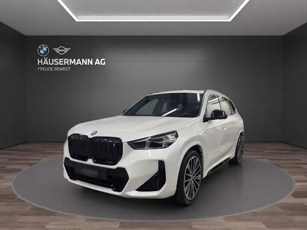 BMW iX1 30 xDrive M SPORT