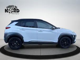 HYUNDAI Kona 1.6 T-GDi Amplia 4WD DCT