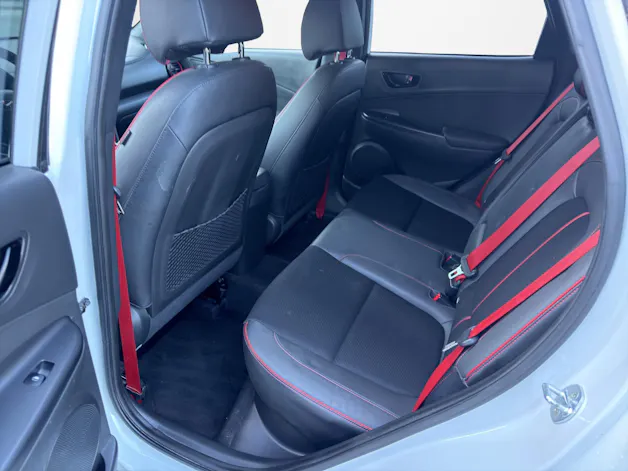 HYUNDAI Kona 1.6 T-GDi Amplia 4WD DCT