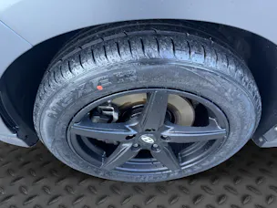 HYUNDAI Kona 1.6 T-GDi Amplia 4WD DCT