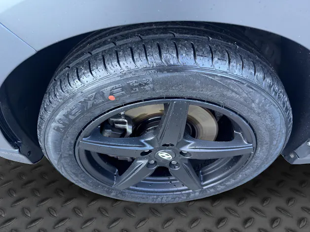 HYUNDAI Kona 1.6 T-GDi Amplia 4WD DCT