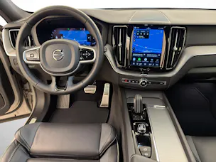 VOLVO XC60 2.0 R-Design AWD