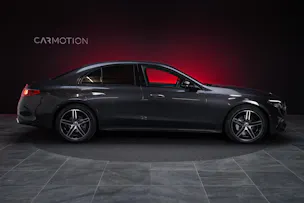 MERCEDES-BENZ E 220 d AMG Line 4matic / 360°Kamera / Ambientebeleuchtung