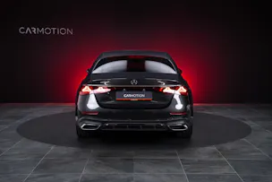 MERCEDES-BENZ E 220 d AMG Line 4matic / 360°Kamera / Ambientebeleuchtung