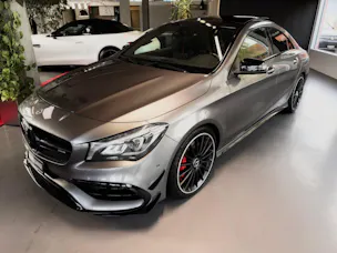 MERCEDES-BENZ CLA 45 AMG 4Matic Speedshift
