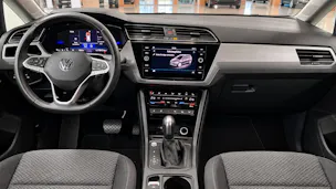 VW Touran 1.5 TSI EVO Comfortline United DSG Automat 7-Plätzer + AHK 1500kg