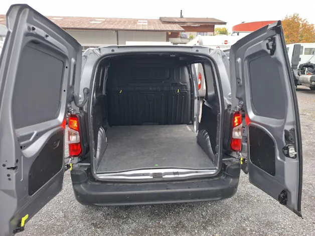 FIAT E-Doblo L1 50kWh 800kg Pro