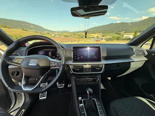 SEAT Tarraco 2.0TSI Hola FR 4Drive DSG/ 7places / Crochet /Toit panoramique