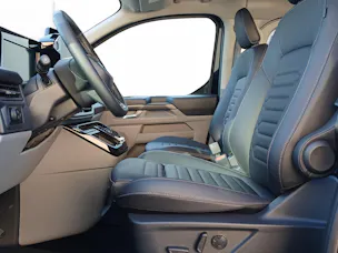 FORD Tourneo Custom Bus 320 L1 2.0 EcoBlue 170 Titanium X
