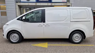 HYUNDAI Staria Cargo 84 kWh Amplia
