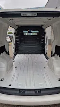 HYUNDAI Staria Cargo 84 kWh Amplia