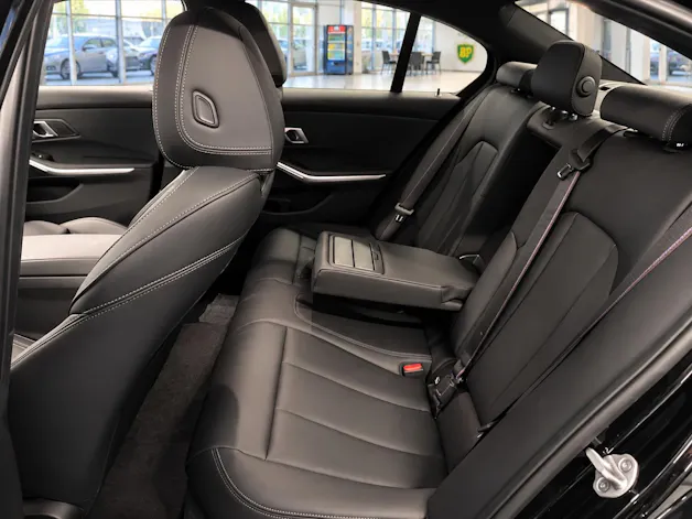 BMW 320d xDrive 48V Steptronic M Sport Pro
