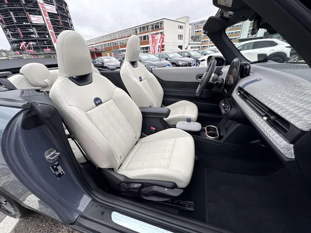 MINI Cooper C Cabriolet DKG-Automat