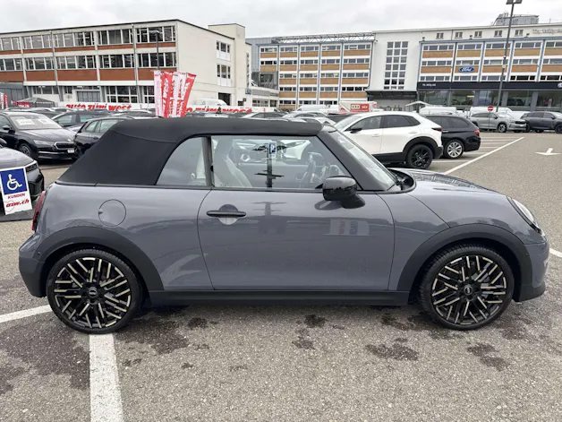 MINI Cooper C Cabriolet DKG-Automat